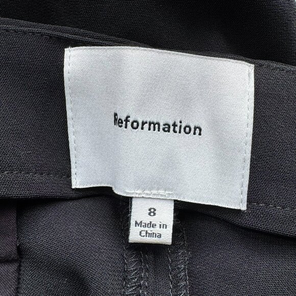 Reformation Vida Low Rise Pants in Pitch Black 8 - Picture 8 of 11